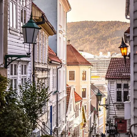 Bergens Nr1 Smau I Enkel Innsjekk I Sjoutsikt Apartamento