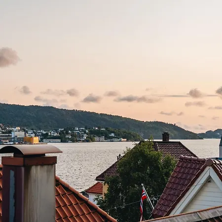 Apartamento Bergens Nr1 Smau I Enkel Innsjekk I Sjoutsikt Bergen